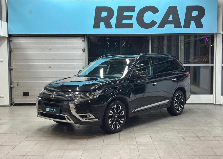 Mitsubishi Outlander III Рестайлинг 3 Санкт-Петербург  - изображение 1