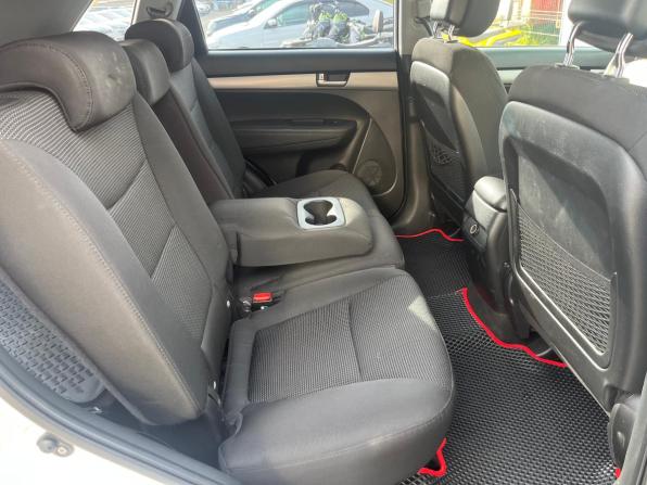 Kia Sorento II Рестайлинг с пробегом 2013 года, цена 1 543 700 рублей, 215000 км, внедорожник, Автокод Объявления