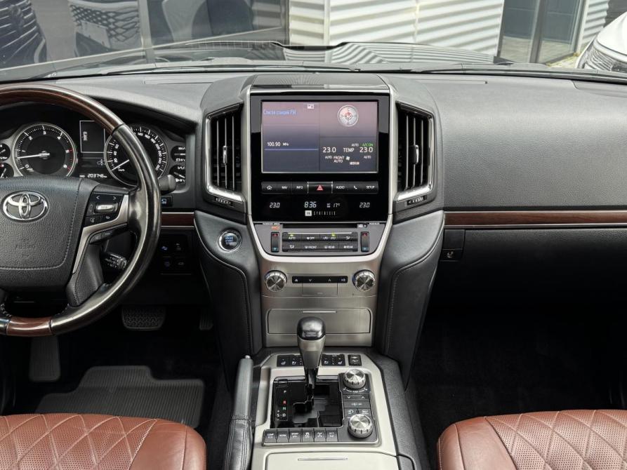 Toyota Land Cruiser 200 Series Рестайлинг 2 Иркутск  - изображение 13