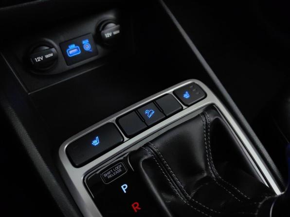 Hyundai Creta I с пробегом 2016 года, цена 1 840 000 рублей, 60282 км, внедорожник, Автокод Объявления