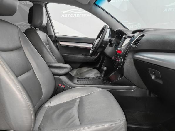 Kia Sorento II Рестайлинг с пробегом 2015 года, цена 1 880 000 рублей, 262250 км, внедорожник, Автокод Объявления