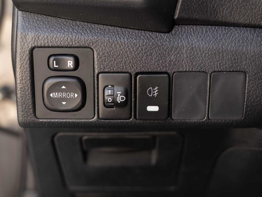 Toyota Corolla XI (E160 E170 E180) Новосибирск  - изображение 17