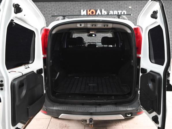 Lada (ВАЗ) Largus I с пробегом 2017 года, цена 800 000 рублей, 133732 км, универсал, Автокод Объявления