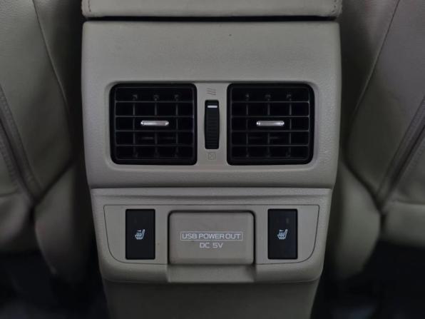 Subaru Legacy VI Рестайлинг с пробегом 2018 года, цена 2 269 000 рублей, 137769 км, седан, Автокод Объявления