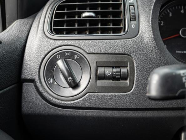 Volkswagen Polo V с пробегом 2010 года, цена 595 000 рублей, 230438 км, седан, Автокод Объявления