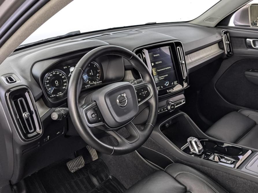Volvo XC40 I Москва  - изображение 15