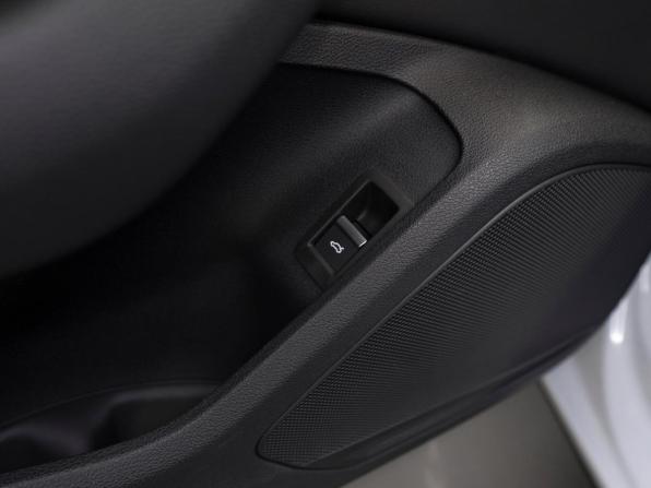 Audi A4 V (B9) Рестайлинг с пробегом 2020 года, цена 3 270 000 рублей, 54150 км, седан, Автокод Объявления