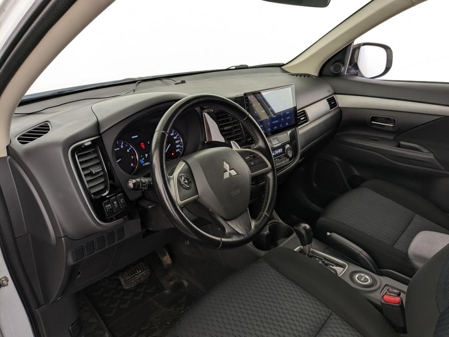 Mitsubishi Outlander III Рестайлинг Москва  - изображение 16