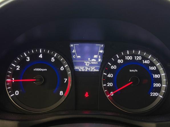 Hyundai Solaris I с пробегом 2011 года, цена 635 000 рублей, 263435 км, седан, Автокод Объявления