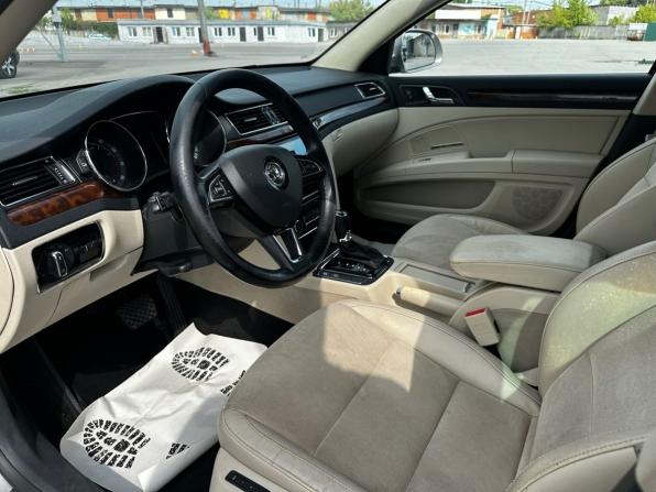 Skoda Superb II Рестайлинг с пробегом 2014 года, цена 1 303 600 рублей, 171360 км, универсал, Автокод Объявления