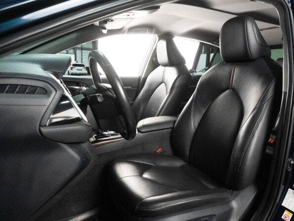 Toyota Camry VIII (XV70) с пробегом 2018 года, цена 2 829 000 рублей, 103634 км, седан, Автокод Объявления