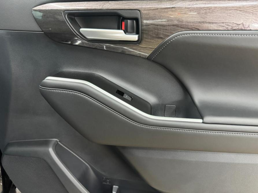 Toyota Highlander IV (XU70) Набережные Челны  - изображение 28
