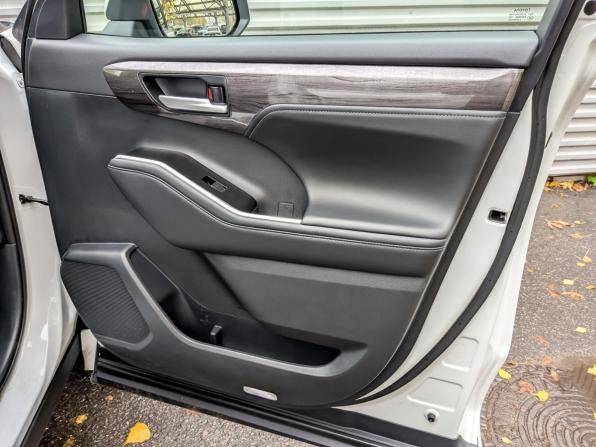 Toyota Highlander IV (XU70) с пробегом 2025 года, цена 5 200 000 рублей, 10252 км, внедорожник, Автокод Объявления