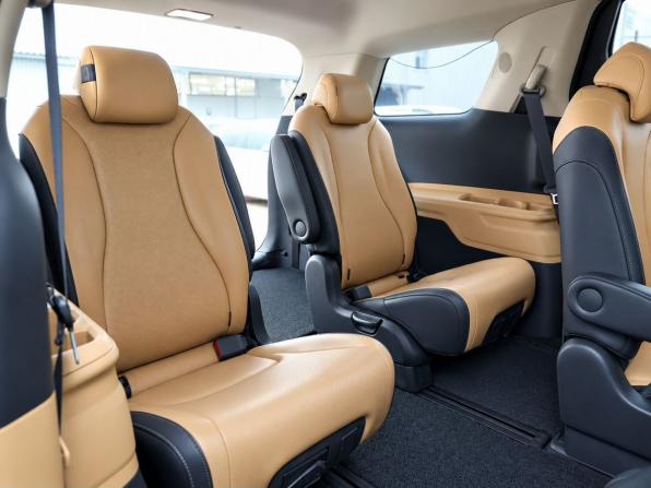 Kia Carnival IV с пробегом 2022 года, цена 3 782 000 рублей, 93715 км, минивэн, Автокод Объявления