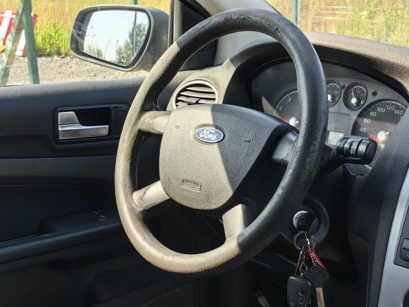 Ford Focus II с пробегом 2005 года, цена 189 000 рублей, 411312 км, седан, Автокод Объявления