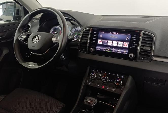 Skoda Karoq I с пробегом 2021 года, цена 2 380 000 рублей, 134022 км, внедорожник, Автокод Объявления
