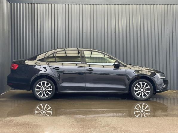 Volkswagen Jetta VI Рестайлинг с пробегом 2015 года, цена 1 317 000 рублей, 115685 км, седан, Автокод Объявления