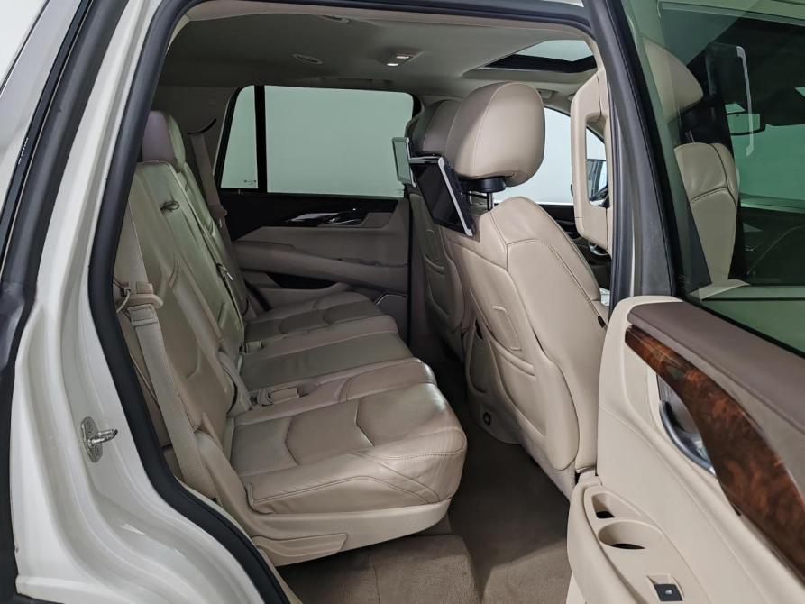Cadillac Escalade IV Москва  - изображение 19