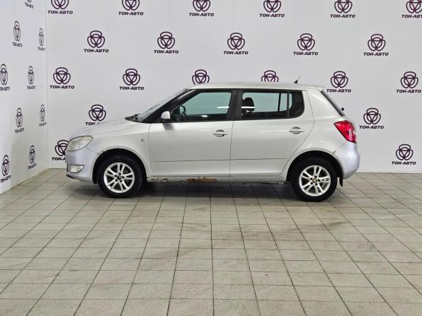 Skoda Fabia II Рестайлинг с пробегом 2010 года, цена 422 000 рублей, 239041 км, хэтчбек, Автокод Объявления
