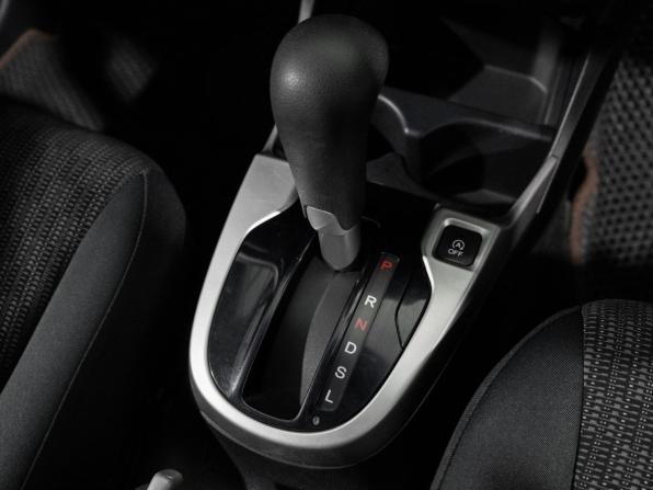 Honda Fit III с пробегом 2013 года, цена 949 500 рублей, 119081 км, хэтчбек, Автокод Объявления