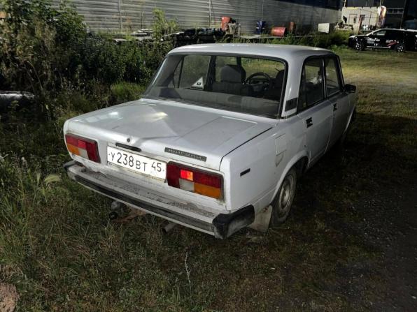 Lada (ВАЗ) 2105 с пробегом 2003 года, цена 100 000 рублей, 250000 км, седан, Автокод Объявления