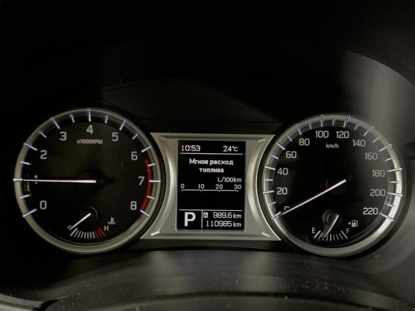 Suzuki Vitara II с пробегом 2015 года, цена 1 365 000 рублей, 110984 км, внедорожник, Автокод Объявления