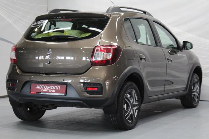 Renault Sandero II Рестайлинг с пробегом 2019 года, цена 1 199 000 рублей, 66970 км, хэтчбек, Автокод Объявления