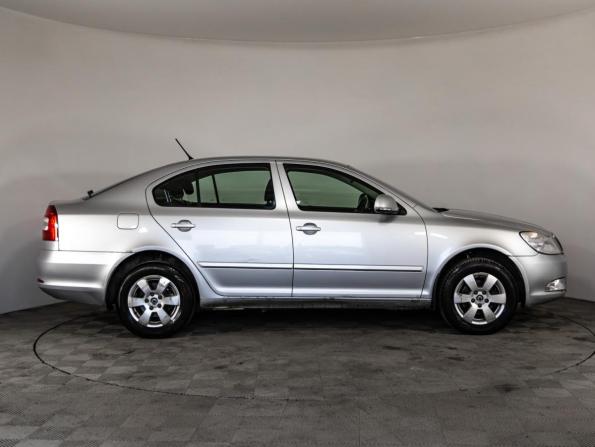 Skoda Octavia II (A5) Рестайлинг с пробегом 2012 года, цена 599 000 рублей, 206396 км, лифтбек, Автокод Объявления