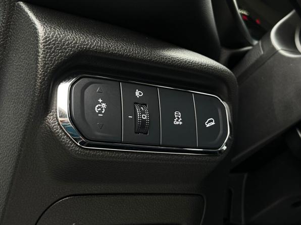 Haval Jolion I с пробегом 2023 года, цена 1 698 200 рублей, 38616 км, внедорожник, Автокод Объявления