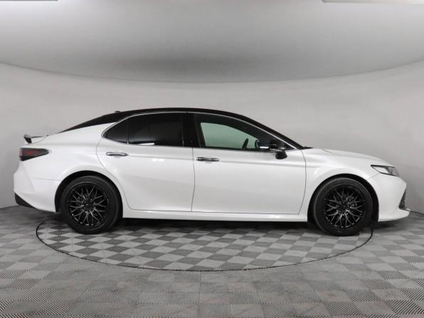 Toyota Camry VIII (XV70) с пробегом 2018 года, цена 2 597 000 рублей, 139411 км, седан, Автокод Объявления