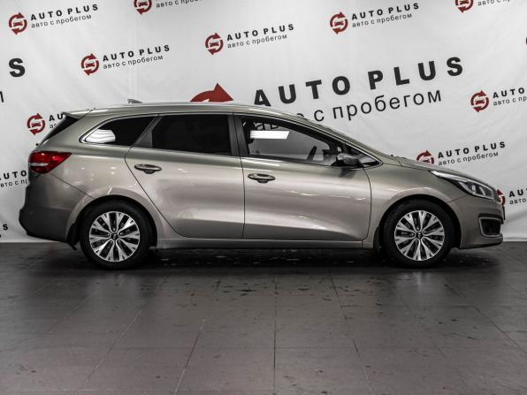 Kia Ceed II Рестайлинг с пробегом 2017 года, цена 1 559 000 рублей, 116840 км, универсал, Автокод Объявления
