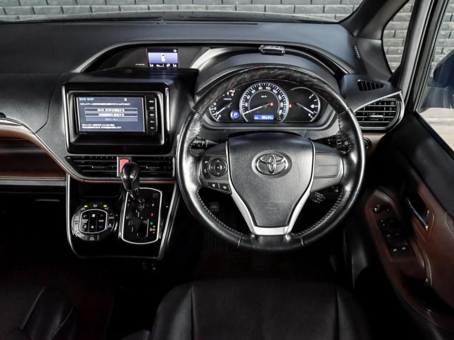 Toyota Esquire I Екатеринбург  - изображение 11