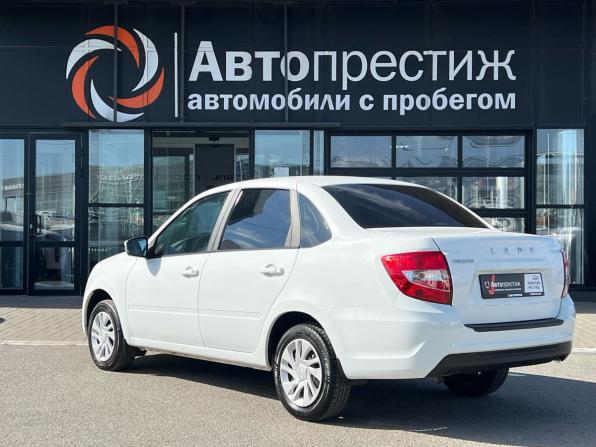 Lada (ВАЗ) Granta I Рестайлинг с пробегом 2024 года, цена 869 000 рублей, 24085 км, седан, Автокод Объявления