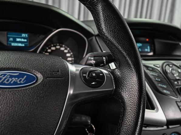 Ford Focus III с пробегом 2012 года, цена 870 000 рублей, 153118 км, хэтчбек, Автокод Объявления