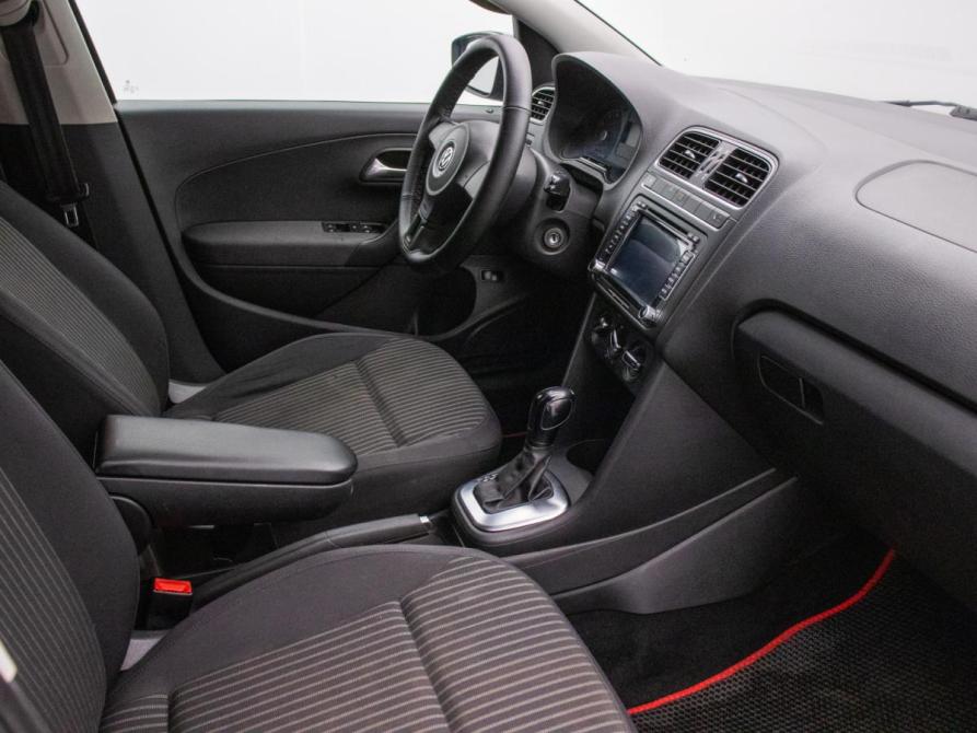 Volkswagen Polo V Москва  - изображение 9