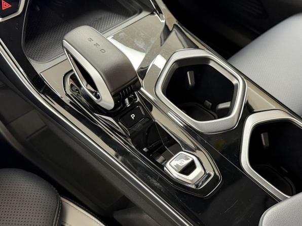 Geely Atlas II с пробегом 2024 года, цена 2 968 000 рублей, 27362 км, внедорожник, Автокод Объявления