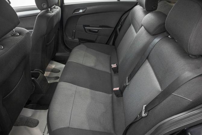 Opel Astra H Рестайлинг с пробегом 2006 года, цена 499 000 рублей, 192000 км, хэтчбек, Автокод Объявления