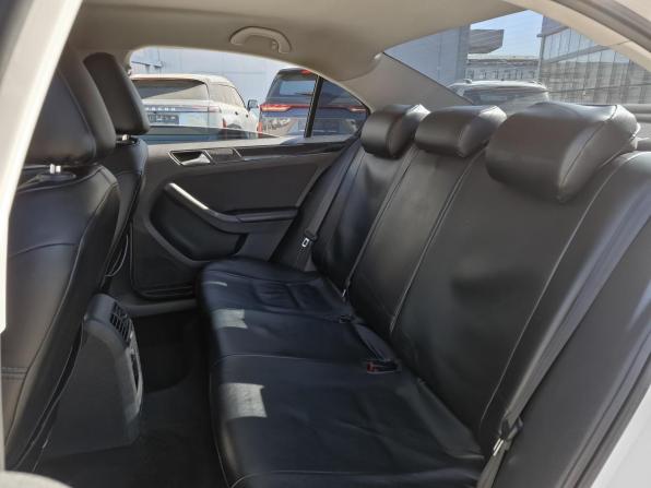 Volkswagen Jetta VI с пробегом 2013 года, цена 849 000 рублей, 233218 км, седан, Автокод Объявления