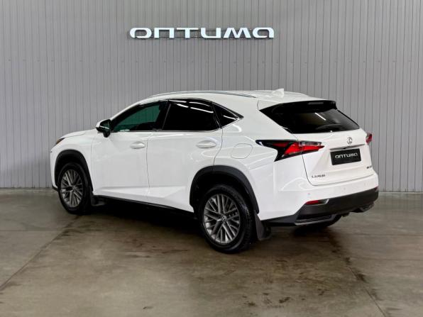 Lexus NX I с пробегом 2015 года, цена 2 347 000 рублей, 100735 км, внедорожник, Автокод Объявления