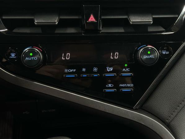 Toyota Camry VIII (XV70) Рестайлинг с пробегом 2021 года, цена 2 949 900 рублей, 150208 км, седан, Автокод Объявления