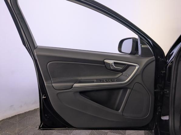 Volvo S60 II Рестайлинг с пробегом 2017 года, цена 2 150 000 рублей, 53376 км, седан, Автокод Объявления