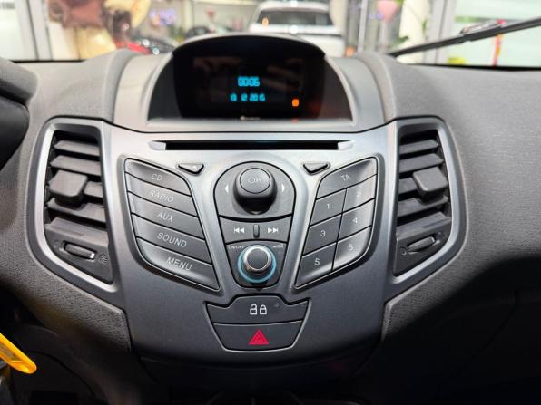 Ford Fiesta Mk6 Рестайлинг с пробегом 2013 года, цена 715 000 рублей, 80023 км, хэтчбек, Автокод Объявления