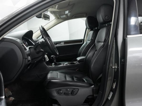Volkswagen Touareg II Рестайлинг с пробегом 2015 года, цена 2 898 000 рублей, 129399 км, внедорожник, Автокод Объявления