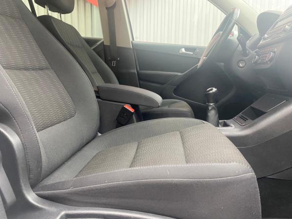 Volkswagen Tiguan I Рестайлинг с пробегом 2014 года, цена 1 498 000 рублей, 124410 км, внедорожник, Автокод Объявления