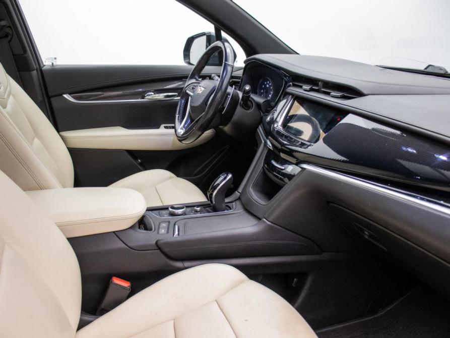 Cadillac XT6 I Москва  - изображение 10