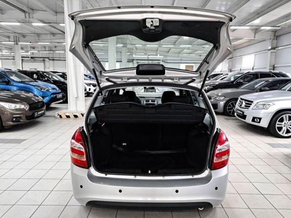 Lada (ВАЗ) Granta I Рестайлинг с пробегом 2019 года, цена 755 000 рублей, 44730 км, универсал, Автокод Объявления