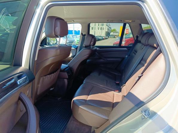 BMW X5 II (E70) Рестайлинг с пробегом 2011 года, цена 1 899 995 рублей, 268285 км, внедорожник, Автокод Объявления