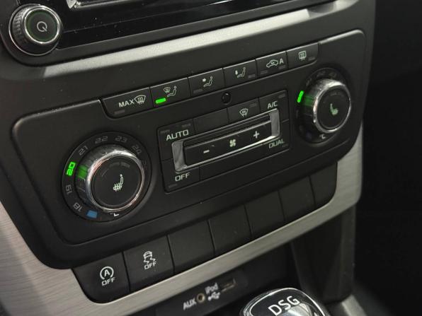 Skoda Yeti I Рестайлинг с пробегом 2016 года, цена 1 025 000 рублей, 125179 км, внедорожник, Автокод Объявления