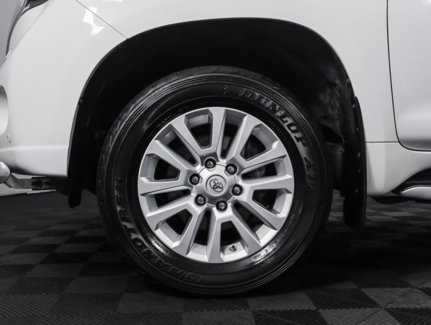 Toyota Land Cruiser Prado 150 Series Рестайлинг 1 Москва  - изображение 26