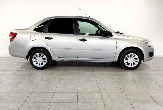 Lada (ВАЗ) Granta I с пробегом 2018 года, цена 650 000 рублей, 75320 км, седан, Автокод Объявления